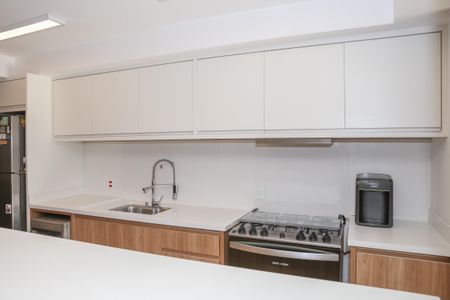 Apartamento à venda com 205m², 5 quartos e 3 vagas Apartamento à venda com 205m², 5 quartos e 3 vagasCozinha