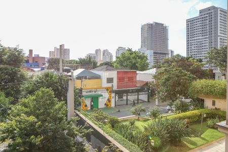 Apartamento à venda com 205m², 5 quartos e 3 vagas Apartamento à venda com 205m², 5 quartos e 3 vagasVista da Sacada