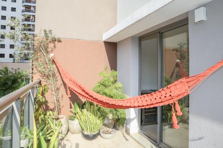 Apartamento à venda com 205m², 5 quartos e 3 vagas Apartamento à venda com 205m², 5 quartos e 3 vagas Varanda Gourmet