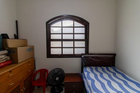 Casa à venda com 212m², 4 quartos e 2 vagas Casa à venda com 212m², 4 quartos e 2 vagasQuarto 3