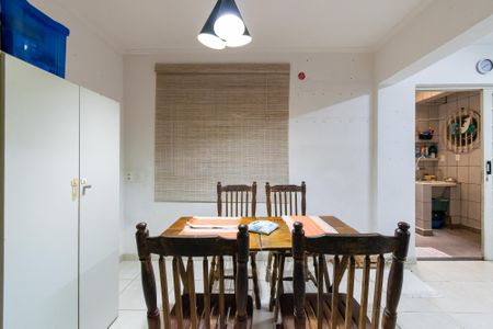 Casa à venda com 145m², 3 quartos e 2 vagasCopa