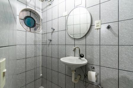 Casa à venda com 145m², 3 quartos e 2 vagasBanheiro de serviço