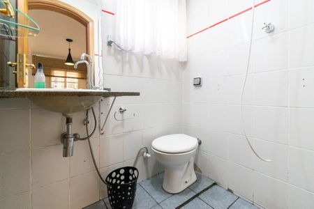 Casa à venda com 145m², 3 quartos e 2 vagasBanheiro da Suíte 2