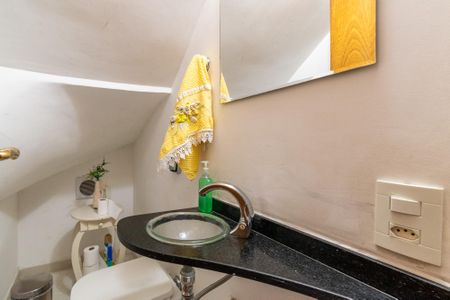 Casa à venda com 145m², 3 quartos e 2 vagasLavabo