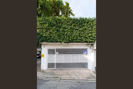 Casa à venda com 145m², 3 quartos e 2 vagasFachada