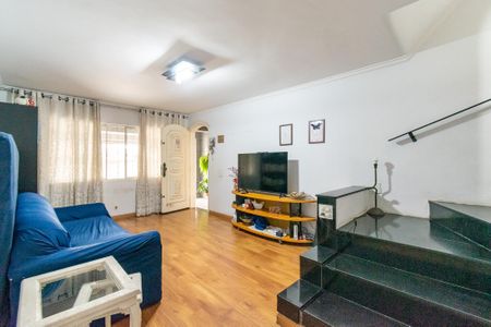 Casa à venda com 145m², 3 quartos e 2 vagasSala