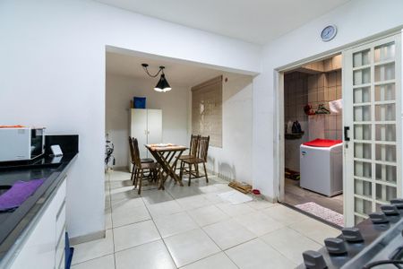 Casa à venda com 145m², 3 quartos e 2 vagasCozinha