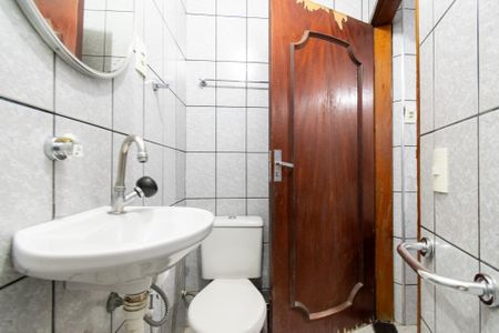 Casa à venda com 145m², 3 quartos e 2 vagasBanheiro de serviço