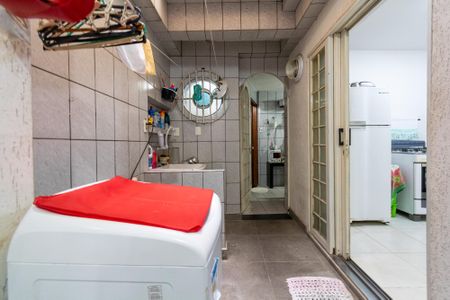 Casa à venda com 145m², 3 quartos e 2 vagasÁrea de Serviço