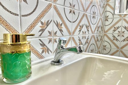 Casa à venda com 270m², 4 quartos e 4 vagas Casa à venda com 270m², 4 quartos e 4 vagasLavabo