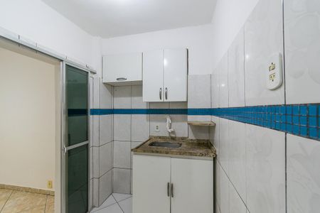Casa à venda com 600m², 2 quartos e 3 vagas Casa à venda com 600m², 2 quartos e 3 vagasEdicula