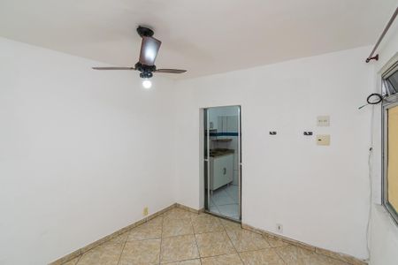 Casa à venda com 600m², 2 quartos e 3 vagas Casa à venda com 600m², 2 quartos e 3 vagasEdicula
