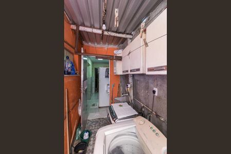 Casa à venda com 600m², 2 quartos e 3 vagas Casa à venda com 600m², 2 quartos e 3 vagasÁrea de Serviço