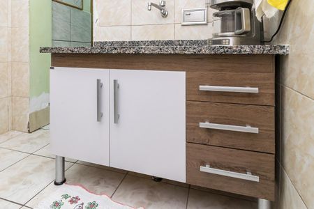 Casa à venda com 600m², 2 quartos e 3 vagas Casa à venda com 600m², 2 quartos e 3 vagasCozinha