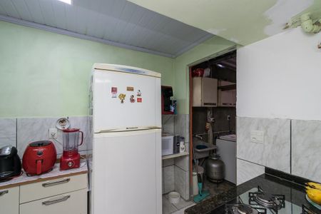 Casa à venda com 600m², 2 quartos e 3 vagas Casa à venda com 600m², 2 quartos e 3 vagasCozinha