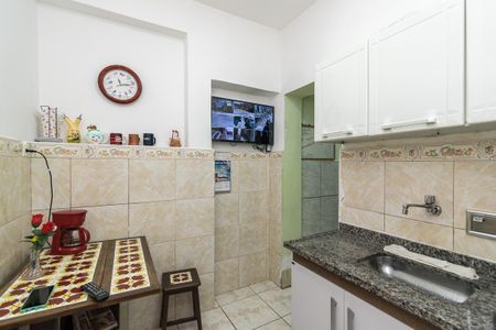 Casa à venda com 600m², 2 quartos e 3 vagas Casa à venda com 600m², 2 quartos e 3 vagasCozinha