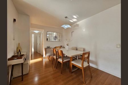 Casa à venda com 96m², 3 quartos e 1 vaga