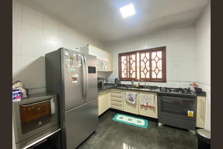 Casa à venda com 158m², 4 quartos e 2 vagasCozinha