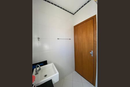Casa à venda com 158m², 4 quartos e 2 vagasBanheiro Suíte 3