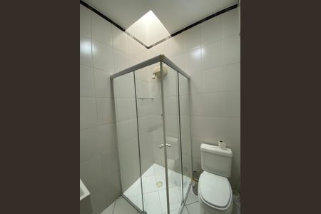 Casa à venda com 158m², 4 quartos e 2 vagasBanheiro Suíte 2