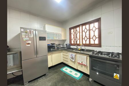 Casa à venda com 158m², 4 quartos e 2 vagasCozinha