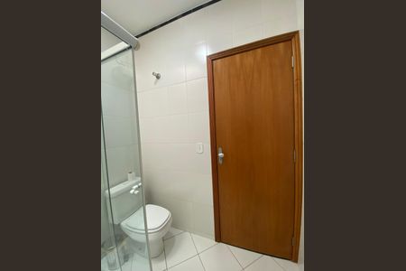 Casa à venda com 158m², 4 quartos e 2 vagasBanheiro Suíte 2