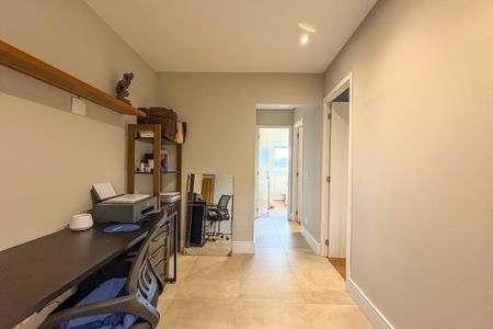 Apartamento à venda com 127m², 3 quartos e 2 vagasEscritório