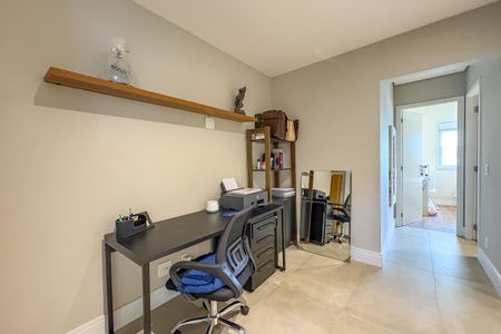 Apartamento à venda com 127m², 3 quartos e 2 vagasEscritório