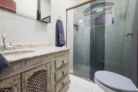 Casa para alugar com 130m², 3 quartos e 3 vagas Casa para alugar com 130m², 3 quartos e 3 vagasBanheiro