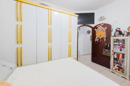 Casa para alugar com 130m², 3 quartos e 3 vagas Casa para alugar com 130m², 3 quartos e 3 vagasSuíte