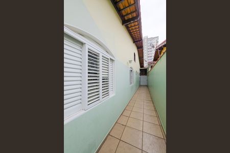 Casa para alugar com 130m², 3 quartos e 3 vagas Casa para alugar com 130m², 3 quartos e 3 vagasCorredor