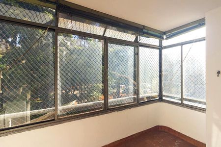 Apartamento à venda com 85m², 2 quartos e sem vaga Apartamento à venda com 85m², 2 quartos e sem vagaVaranda