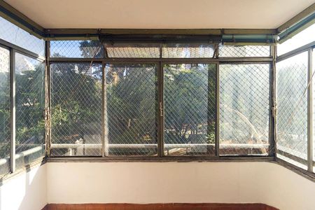 Apartamento à venda com 85m², 2 quartos e sem vaga Apartamento à venda com 85m², 2 quartos e sem vagaVaranda