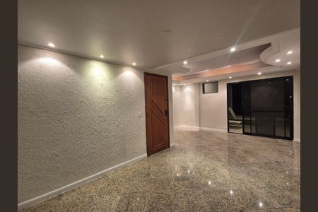 Apartamento para alugar com 240m², 3 quartos e 2 vagasSala