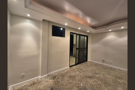 Apartamento para alugar com 240m², 3 quartos e 2 vagasSala