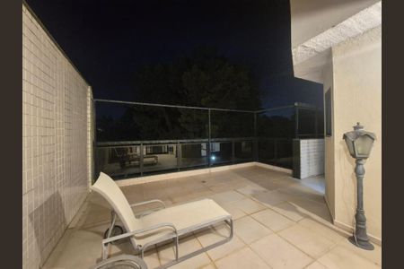 Apartamento para alugar com 240m², 3 quartos e 2 vagasVaranda