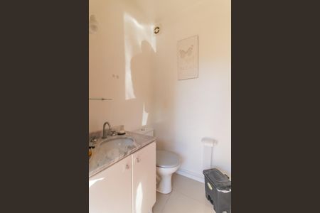 Casa de condomínio à venda com 110m², 3 quartos e 2 vagasLavabo