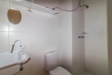 Casa de condomínio à venda com 110m², 3 quartos e 2 vagasBanheiro Social