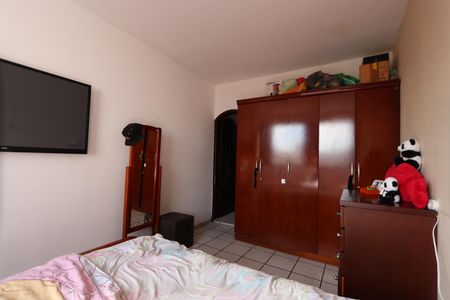 Casa à venda com 190m², 4 quartos e 4 vagasQuarto - Casa 2