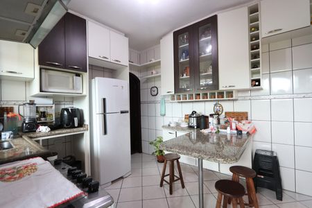 Casa à venda com 190m², 4 quartos e 4 vagasCozinha