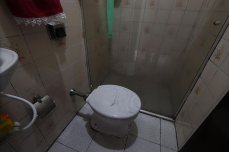 Casa à venda com 190m², 4 quartos e 4 vagasBanheiro - Casa 2