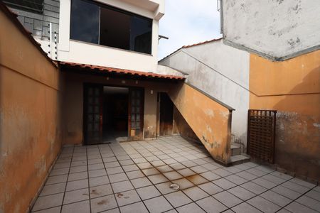 Casa à venda com 190m², 4 quartos e 4 vagasQuintal