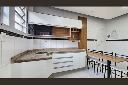 Apartamento para alugar com 154m², 3 quartos e 1 vagaCozinha - Armários