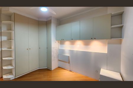 Apartamento para alugar com 154m², 3 quartos e 1 vagaQuarto 3 - Armários