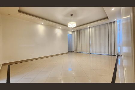 Apartamento para alugar com 154m², 3 quartos e 1 vagaSala