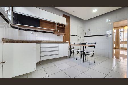 Apartamento para alugar com 154m², 3 quartos e 1 vagaCozinha