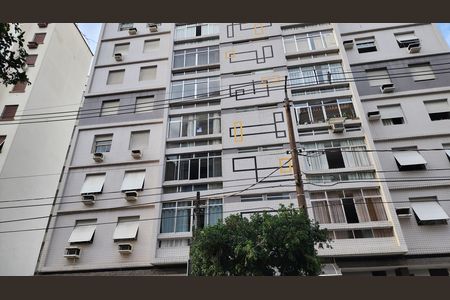 Apartamento para alugar com 154m², 3 quartos e 1 vagaFachada