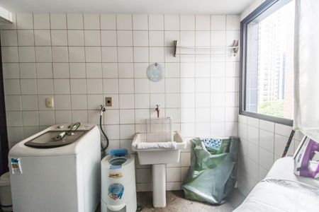 Apartamento à venda com 172m², 3 quartos e 2 vagasÁrea de Serviço