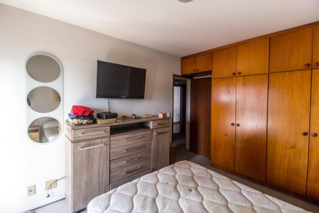 Apartamento à venda com 172m², 3 quartos e 2 vagasQuarto 1