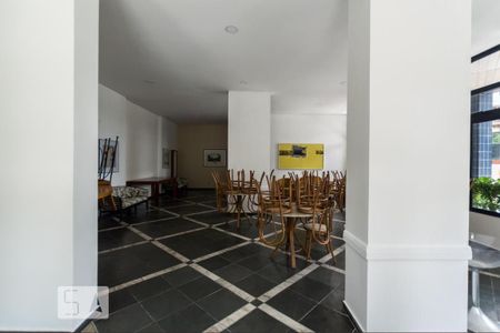 Apartamento à venda com 172m², 3 quartos e 2 vagasÁrea comum - Salão de festas